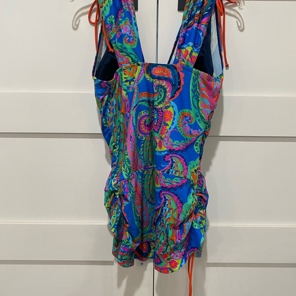 Mazu Apparel Grecian Skater 2in1 Convertible Length Tankini in French Paisley - Picture 4 of 8